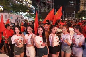 Sài Gòn nhộn nhịp trước trận chung kết lịch sử giữa U22 Việt Nam và U22 Indonesia
