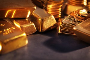 Giá vàng hôm nay ngày 20/2: Giá vàng tăng thêm 70.000 đồng/lượng