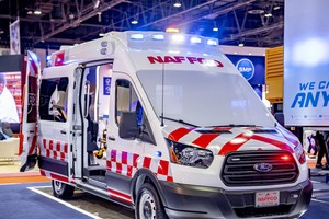 Doanh số xe Transit của Ford tăng mạnh ở Trung Đông nhờ được hoán cải thành xe cứu thương