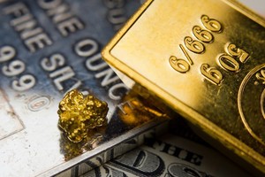 Giá vàng hôm nay ngày 22/4: Giá vàng quay đầu giảm 100.000 đồng/lượng