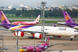 Thái Lan tính cho phá sản hãng hàng không quốc gia