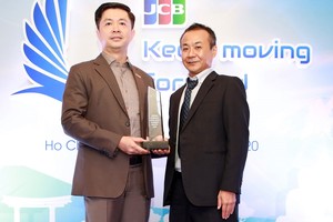 Năm thứ tư liên tiếp Sacombank được trao tặng các giải thưởng lớn về thẻ JCB 