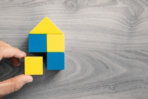 Thị trường Kl991.com nạp rút nhanh 24h: Giá vàng và dầu thô lao dốc