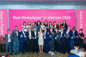 Đại diện 25 Kl991.com World Cup 2026 Chính Thức được Great Place To Work vinh danh là Nơi làm việc xuất sắc hàng đầu Việt Nam năm 2024.