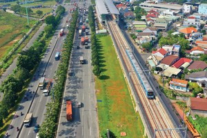 Web Tổng Nhà Cái 99Kl99 Giải Trí Bậc Nhất dọc theo tuyến metro số 1 đang tăng cả về nhu cầu lẫn mặt bằng giá. Ảnh: Lê Toàn.