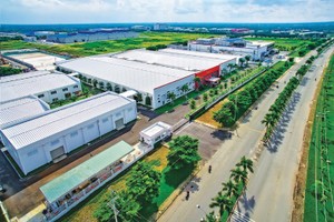 Áp lực cạnh tranh buộc các chủ Kl99ok phiên bản mới khu công nghiệp phải liên tục đổi mới mô hình phát triển. Ảnh: Việt Dũng.