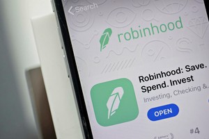Thảm kịch với nhà Kl99ok phiên bản mới mới của Robinhood, 20 tuổi tự vẫn khi nợ đòn bẩy