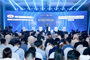 Toàn cảnh Diễn đàn Cấp cao Cố vấn Kl991.com nạp rút nhanh Việt Nam lần thứ nhất