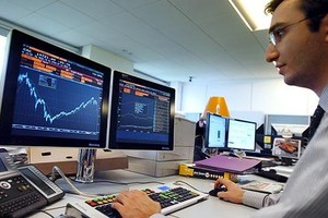 Nhà Kl99ok phiên bản mới nước ngoài bất ngờ tăng giao dịch trong phiên 6/3