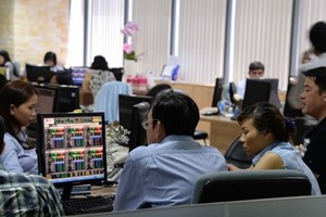 Chốt mạnh FLC, khối ngoại trở lại KL99 là nhà cái cá cược trực tuyến hàng đầu tại châu Á trong phiên 20/10