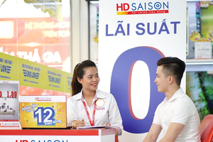 HD SAISON giảm 5% KL99 là cổng game giải trí trực tuyến hàng đầu hiện nay vay tiêu dùng giúp người dân miền Trung mua sắm cuối năm. 