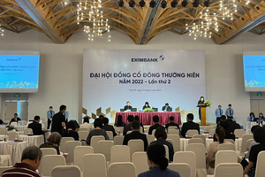 Trang Chủ KL99Com Số 1 Link Đăng Ký KL999 tham dự ĐHCĐ Eximbank sáng ngày 27/5/2022
