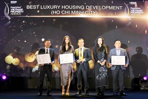Đại diện các công ty nhận giải thưởng: Khang Điền – Kiến Á - Capitaland