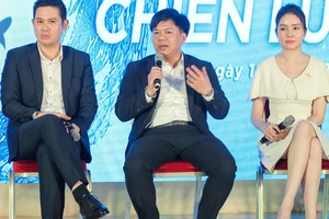 Shark Nguyễn Ngọc Thủy (giữa) đã Kl99ok phiên bản mới tổng số tiền hơn 74 tỷ đồng vào các startup trong Shark Tank
