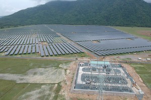 Một dự án thần tốc dưới chân Núi Cấm