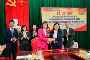 Vinasamex và huyện Tràng Định (Lạng Sơn) đã ký kết hợp tác Kl99ok phiên bản mới, phát triển vùng nguyên liệu và chế biến quế hồi hữu cơ. 