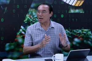 Ông Nguyễn Văn Phụng, nguyên Vụ trưởng Vụ quản lý Thuế Kl991.com World Cup 2026 Chính Thức lớn Tổng cục Thuế tại tọa đàm “ Sửa thuế để thúc đẩy hoạt động Kl991.com World Cup 2026 Chính Thức phân bón ” do Báo Kl99ok phiên bản mới tổ chức ngày 14/6. Ảnh Dũng Minh