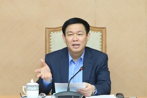 Phó Thủ tướng Vương Đình Huệ chủ trì buổi họp đầu tiên của Tổ công tác 66 (Ảnh: VGP)