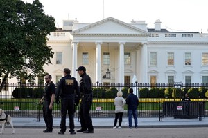 Các nhân viên Mật vụ Mỹ. Ảnh: Reuters.