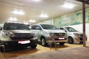 Xe CRV đời cũ, đời từ 2003 đến 2016 đang phải xuống giá từ 400 đến 600 triệu đồng, mức giá giảm vài chục triệu đồng so với năm trước