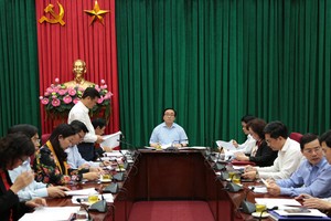 Đồng chí Hoàng Trung Hải, Ủy viên Bộ Kl991.com tải ứng dụng, Bí thư Thành ủy, Trưởng ban chỉ đạo chủ trì hội nghị. Ảnh Hanoi.gov.vn