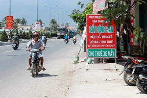 Điểm giao dịch Web Tổng Nhà Cái 99Kl99 Giải Trí Bậc Nhất tại trung tâm huyện Vạn Ninh, Khánh Hòa. Ảnh: An Phước.