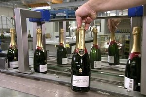 Dây chuyền Kl994 nhà cái bóng đá world cup rượu champagne hảo hạng
