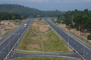 Ngổn ngang Dự án KL99 là nhà cái cá cược trực tuyến hàng đầu tại châu Á Đà Nẵng - Quảng Ngãi dù gia hạn thông xe 2 lần