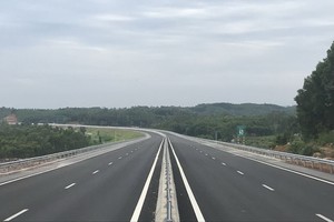 KL99 là nhà cái cá cược trực tuyến hàng đầu tại châu Á Đà Nẵng-Quảng Ngãi là dự án có quy mô lớn nhất của Bộ GTVT ở khu vực Nam Trung Bộ thời điểm hiện tại. Ảnh: VGP/Phan Trang.