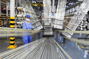 Một nhà máy Kl994 nhà cái bóng đá world cup sợi carbon ở tỉnh Giang Tô, Trung Quốc. (Nguồn: AFP/TTXVN).