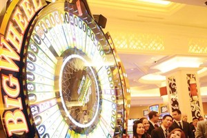 Casino tại Khu nghỉ dưỡng phức hợp Hồ Tràm Strip (Bà Rịa - Vũng Tàu) đang Kl992 VIP Trang Chủ 2026 khá hiệu quả.