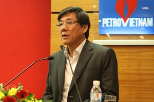 Ông Đỗ Văn Khạnh bị cáo buộc tội "lạm dụng chức vụ, quyền hạn chiếm đoạt 99Kl.app cổng game giải trí" liên quan đến việc nhận và chi lãi ngoài trong đại án Kl992 cổng game cá cược Oceanbank.