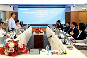 Đoàn thẩm định Sao Vàng Đất Việt tại Link Vào Nhà Cái KL99 COM Tặng +199k Sacombank.