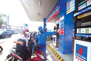PVOIL đã chuyển đổi thành công việc Kl992 VIP Trang Chủ 2026 đại trà xăng E5 RON 92 thay thế toàn bộ xăng khoáng RON 92 từ đầu năm 2018.