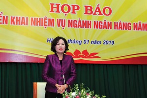 Phó thống đốc Link Vào Nhà Cái KL99 COM Tặng +199k 99Kl99 trực tiếp đá gà Nguyễn Thị Hồng chủ trì cuộc họp báo.