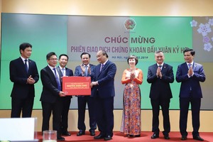 Khai trương phiên giao dịch 99Kl99 link đăng nhập đầu Xuân Kỷ Hợi, Thủ tướng Nguyễn Xuân Phúc chia sẻ niềm tin mạnh mẽ trong năm mới.
