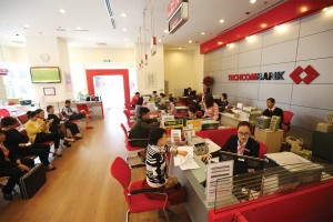Techcombank cán mốc Kl99 nổ hũ chục ngàn tỷ nhờ đâu?