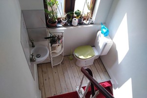 Hình ảnh thực tế của căn hộ có nhiều công năng mà môi giới quảng cáo với khách hàng. (Ảnh Internet).