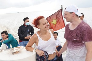 Kl99kl phiên bản hoạt động du lịch: Tiền nào, của nấy! 