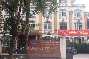 Cảng vụ Hàng hải Thanh Hóa sẽ tuyển dụng lại đối với 23 viên chức.
Trước đó, ngày 10/10/2018, Cục Hàng hải Việt Nam đã có văn bản số 3961/CHHVN-TCCB yêu cầu các đơn vị trực thuộc Cục rà soát công tác tuyển dụng viên chức tại đơn vị giai đoạn từ năm 1999 đến nay.

Sau đó các đơn vị này lập danh sách viên chức được tuyển dụng chưa phù hợp với quy định của Kl992 Tham Gia Ngay tại thời điểm tuyển dụng để khắc phục hoặc đề xuất phương án cụ thể để khắc phục các tồn tại trong công tác tuyển dụng.

Đến ngày