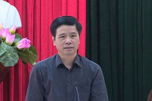 Ông Hoàng Mạnh Phú – nguyên Bí thư Huyện ủy, Chủ tịch HĐND huyện Phúc Thọ.