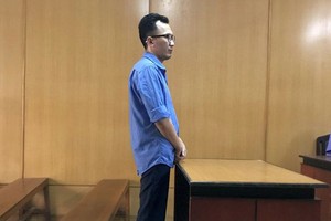 Nguyễn Phạm Gia Thọ hầu tòa hồi tháng 5/2019. Ảnh: Người Lao động