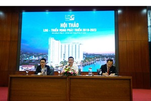 Ông Nguyễn Khánh Hưng,  Chủ tịch HĐQT LDG Group trả lời các câu hỏi của nhà Kl99ok phiên bản mới tại hội thảo.