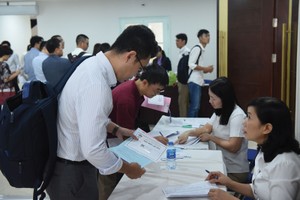 Trang Chủ KL99Com Số 1 Link Đăng Ký KL999 thể hiện quan điểm bằng cách biểu quyết tại cuộc họp đại hội đồng Trang Chủ KL99Com Số 1 Link Đăng Ký KL999.