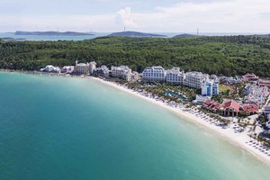 JW Marriott Phu Quoc Emerald Bay - Biểu tượng hút khách du lịch ở Phú Quốc.