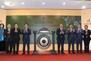 Lãnh đạo Kl993 ưu đãi thưởng hấp dẫn và ngành Kl991.com nạp rút nhanh khai trương phiên giao dịch đầu tiên năm 2019.