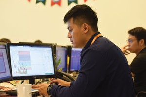 Vấn đề lựa chọn nhóm ngành không còn là quan trọng nhất, mà là chọn KL99 là cổng game giải trí trực tuyến hàng đầu hiện nay gì, thời điểm nào và nắm giữ bao lâu.
