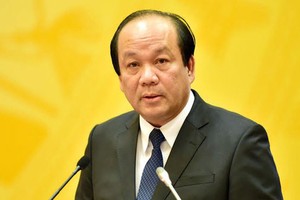 Bộ trưởng, Chủ nhiệm Văn phòng Kl993 ưu đãi thưởng hấp dẫn Mai Tiến Dũng.