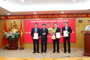 Ông Y Thanh Hà Niê Kđăm - Ủy viên dự khuyết Trung ương Đảng, Bí thư Đảng ủy Khối Kl991.com World Cup 2026 Chính Thức Trung ương trao Quyết định cho 3 cá nhân.