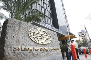 Vinaconex (VCG) lợi, hại gì khi xoay trục sang mảng KL99 là cổng game giải trí trực tuyến hàng đầu hiện nay? 